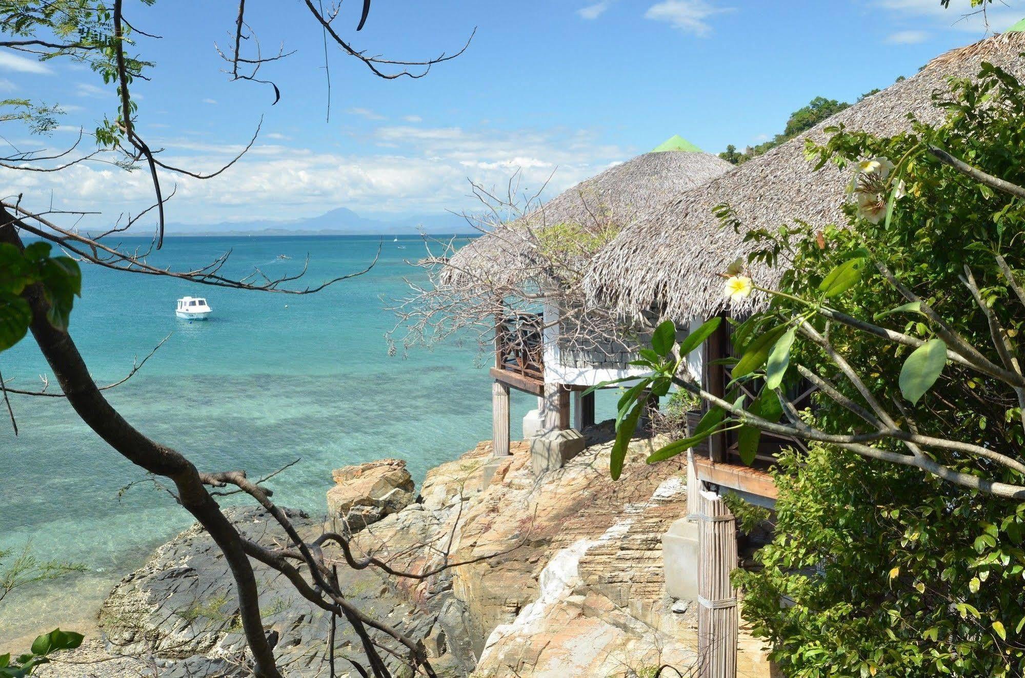Auberge Le Maki Lodge Ampangorinana Exteriér fotografie